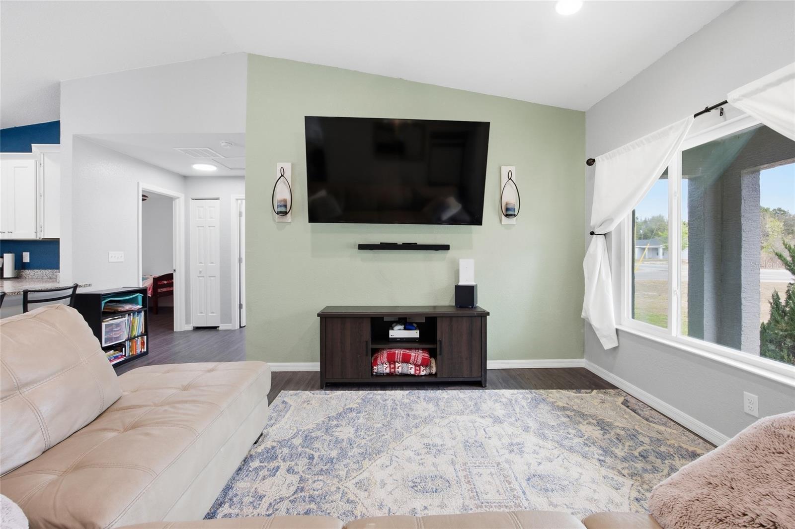 224 Fisher, Ocklawaha, FL 32179