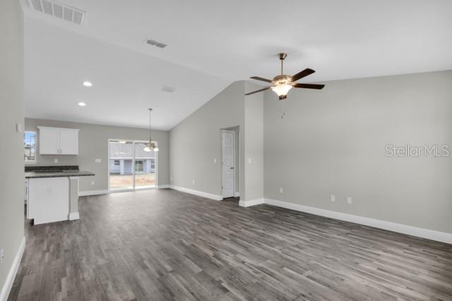 25 Locust Loop, Ocala, FL 34472