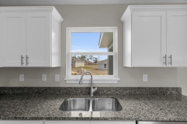 25 Locust Loop, Ocala, FL 34472