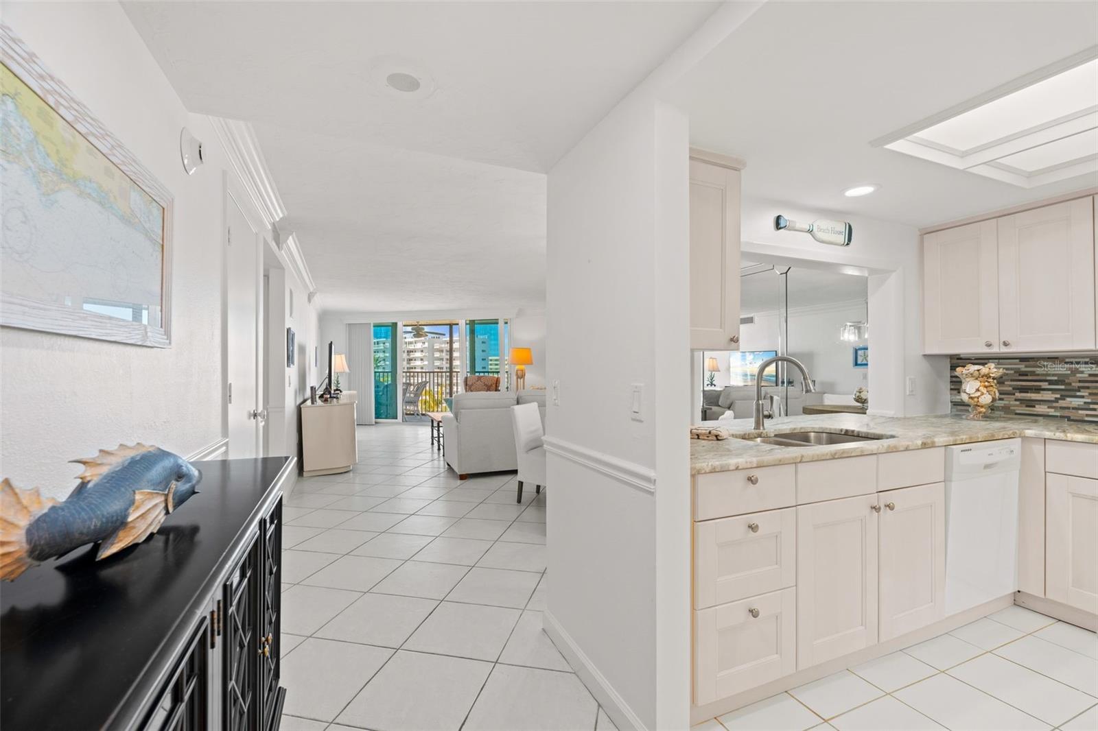 5880 Midnight Pass Unit 605, Sarasota, FL 34242