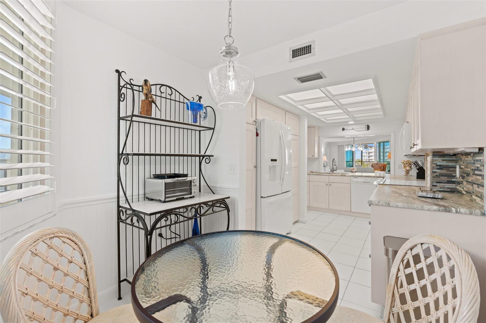 5880 Midnight Pass Unit 605, Sarasota, FL 34242