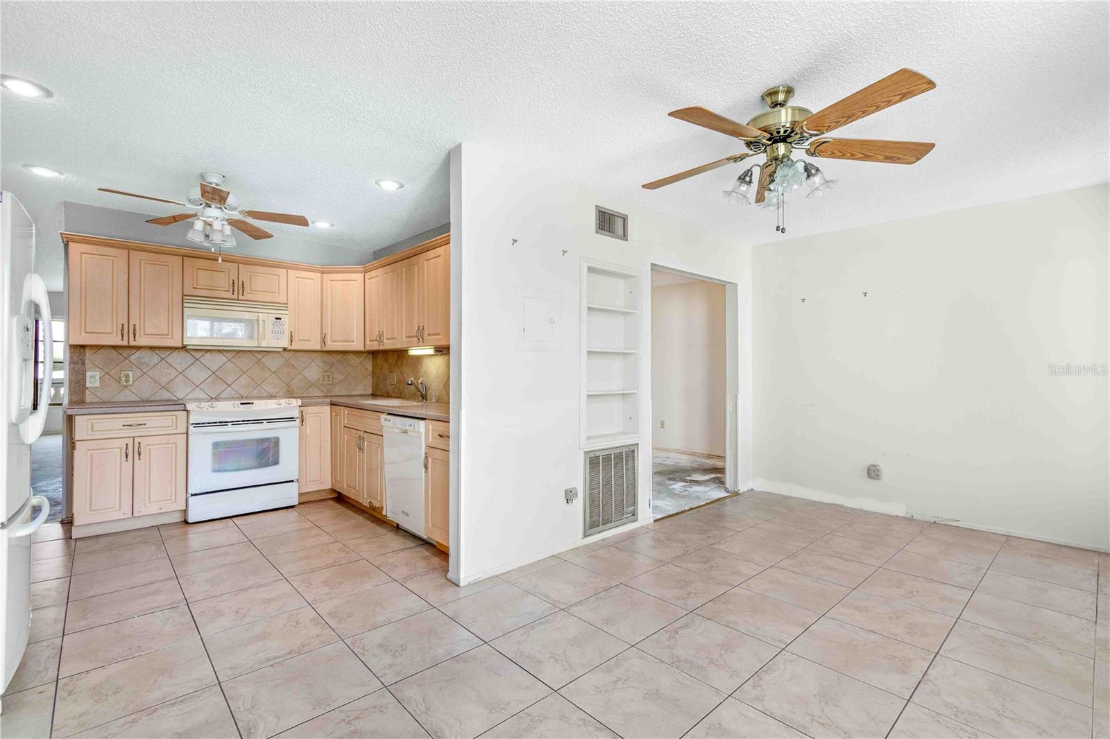 2284 Spanish Unit 50, Clearwater, FL 33763
