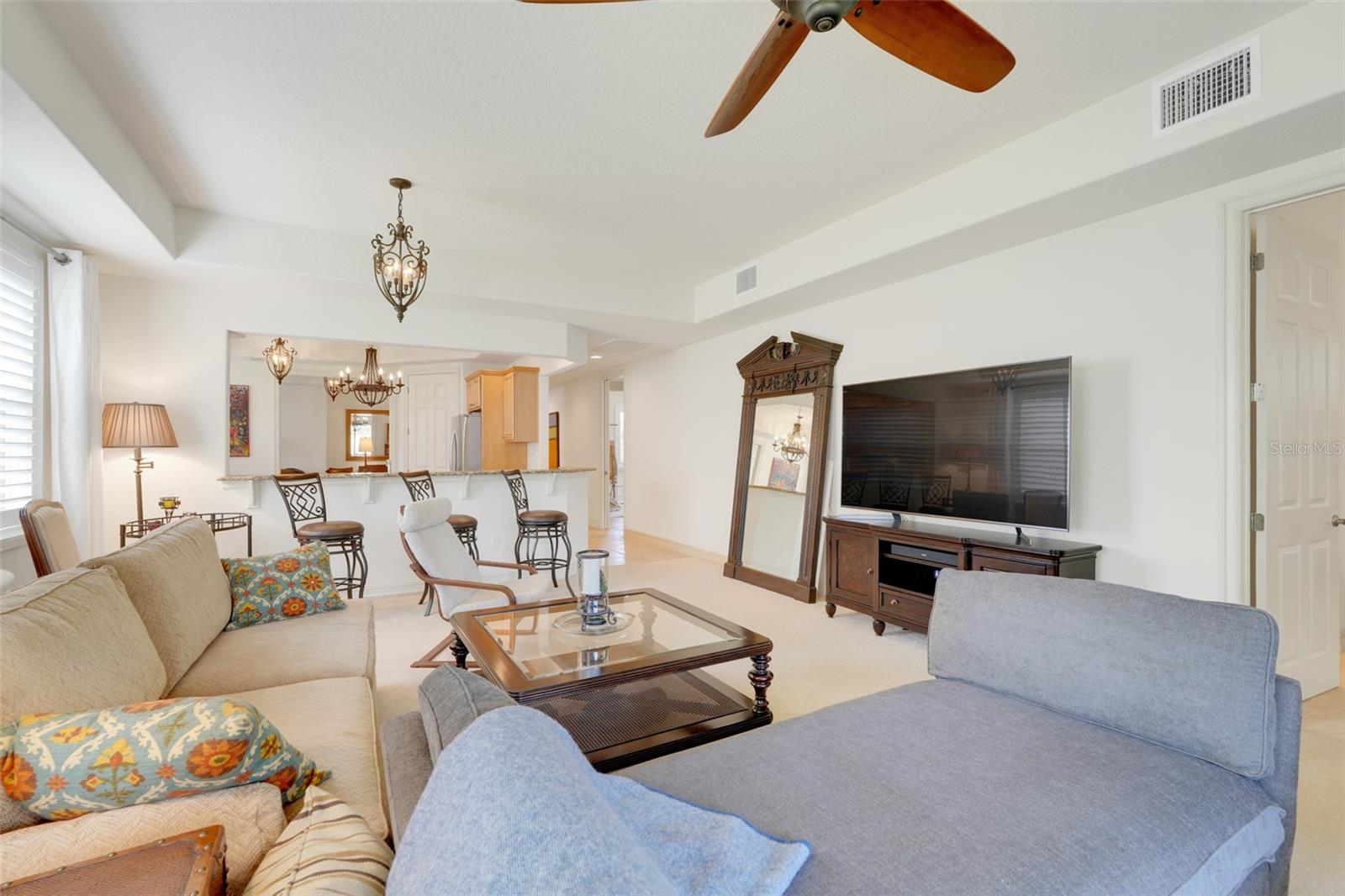 26206 Avenida Las Colinas Unit 4a, Howey In the Hills, FL 34737