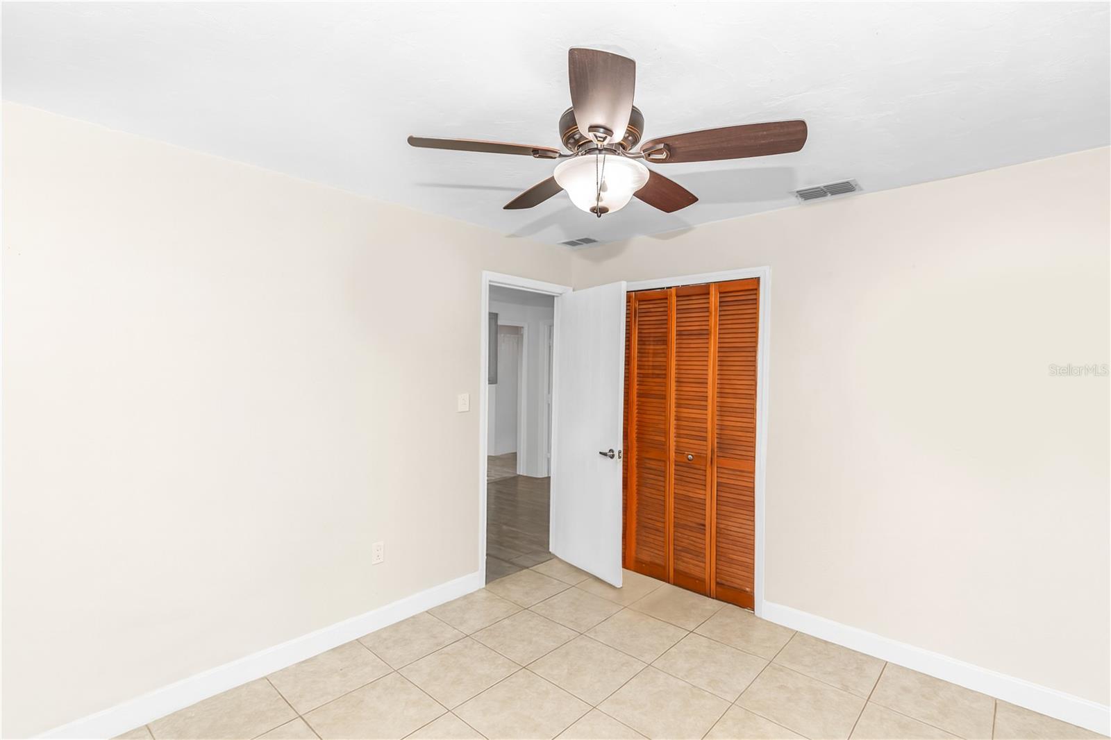 1390 San Carlos, Deltona, FL 32738