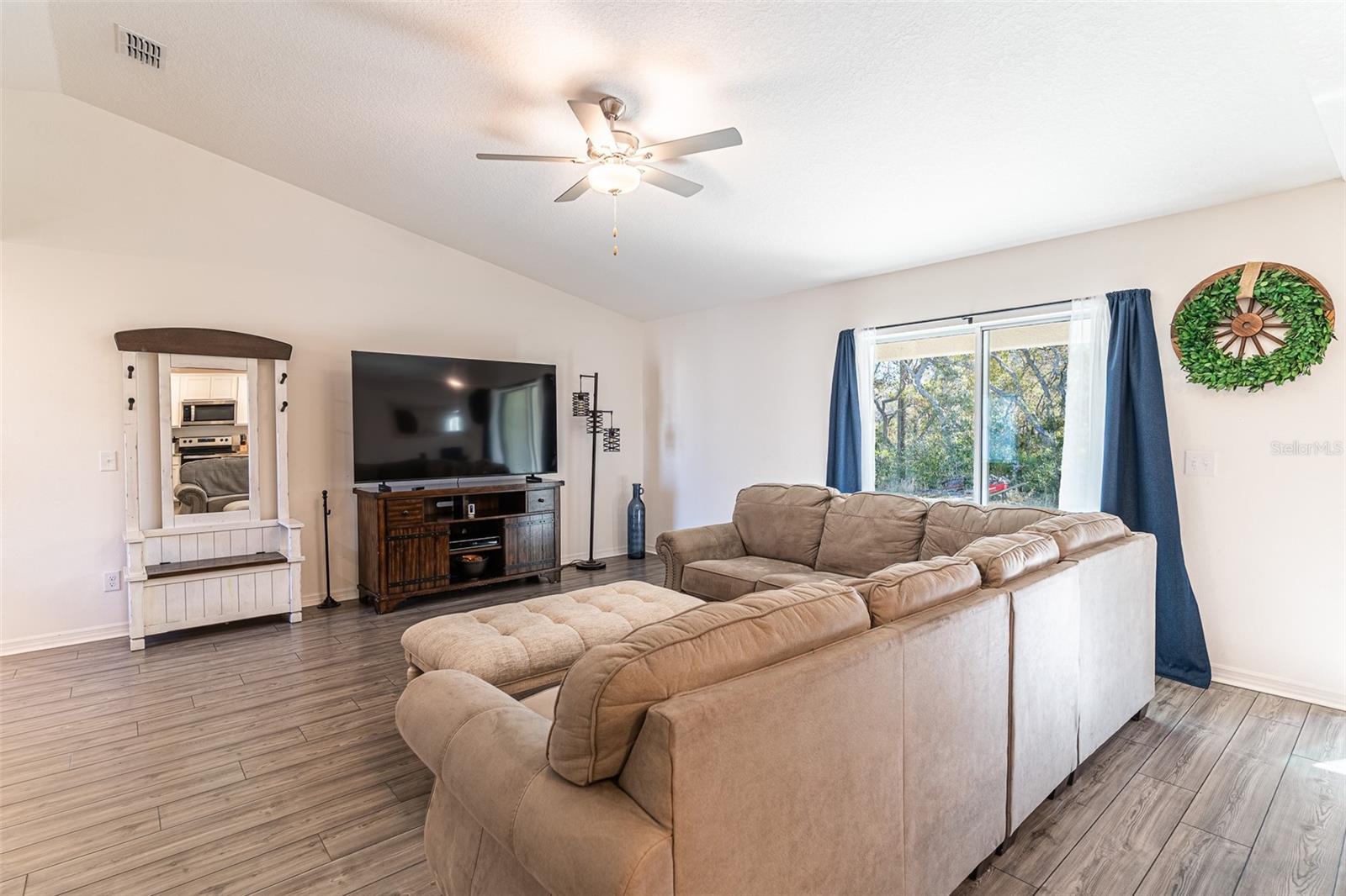 437 Rio Grande, Poinciana, FL 34759