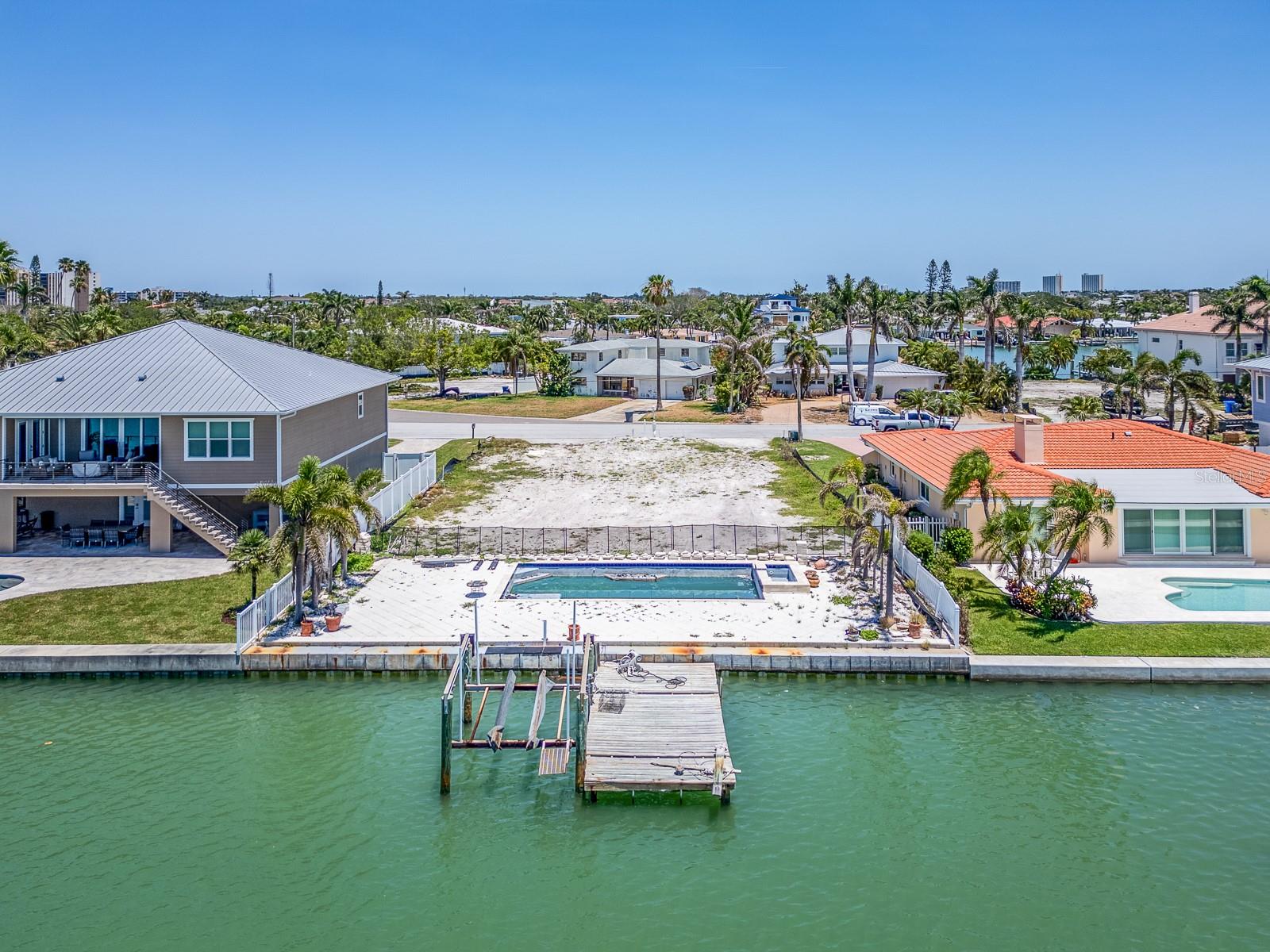 10126 Tarpon, Treasure Island, FL 33706