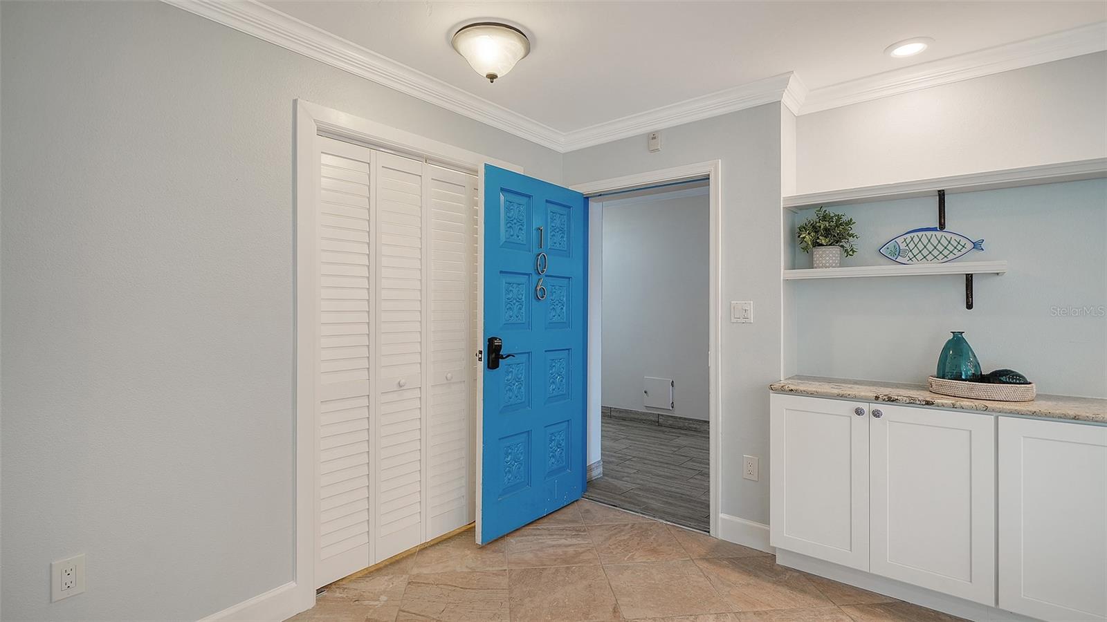 225 Hourglass Unit 106, Sarasota, FL 34242