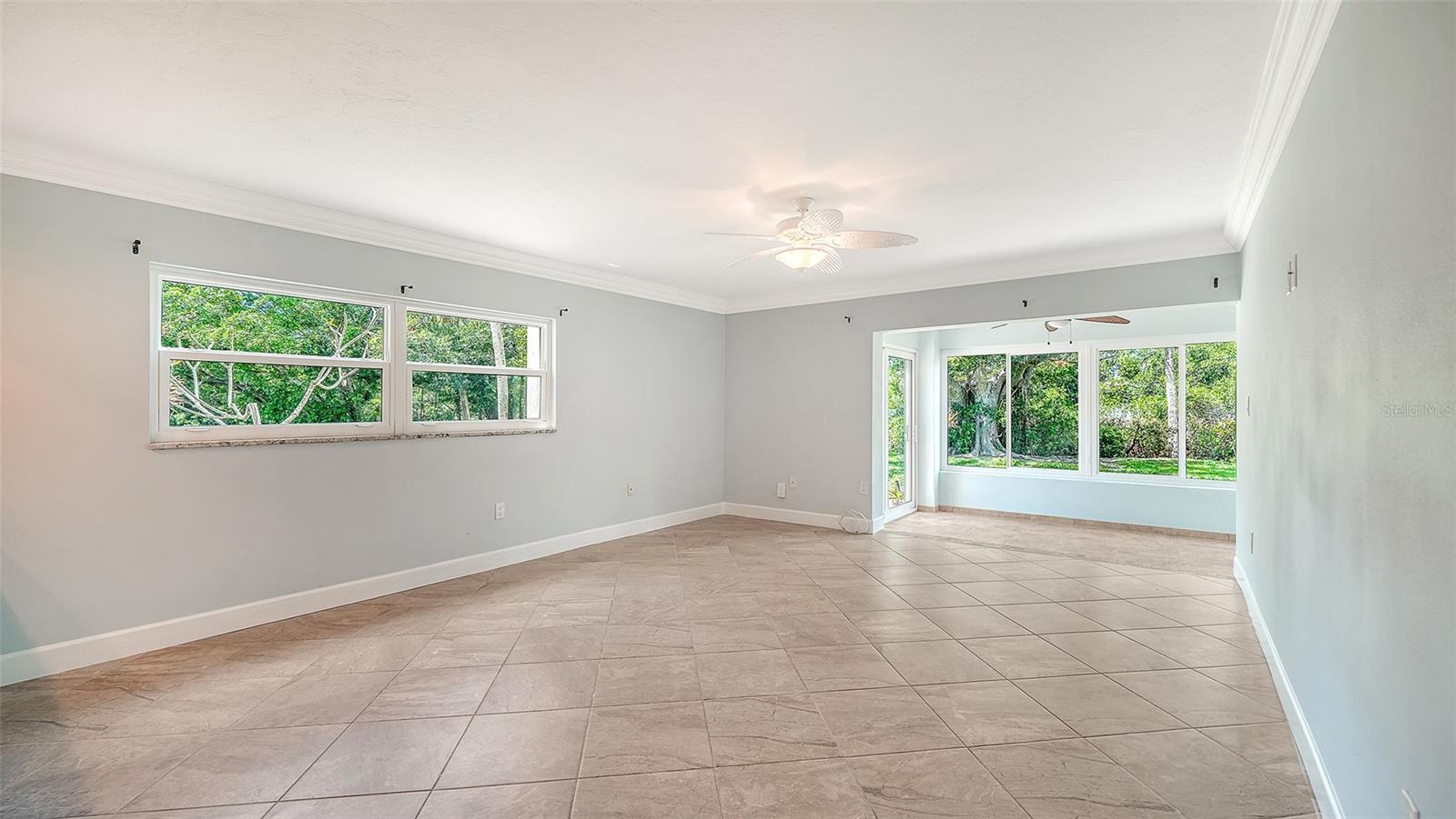225 Hourglass Unit 106, Sarasota, FL 34242