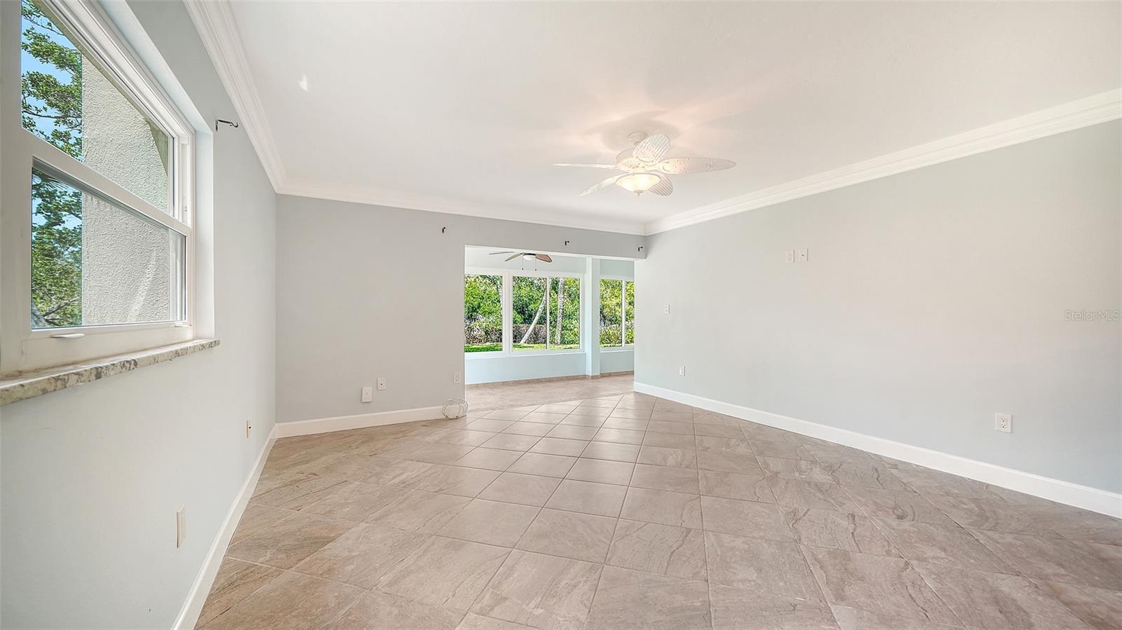 225 Hourglass Unit 106, Sarasota, FL 34242