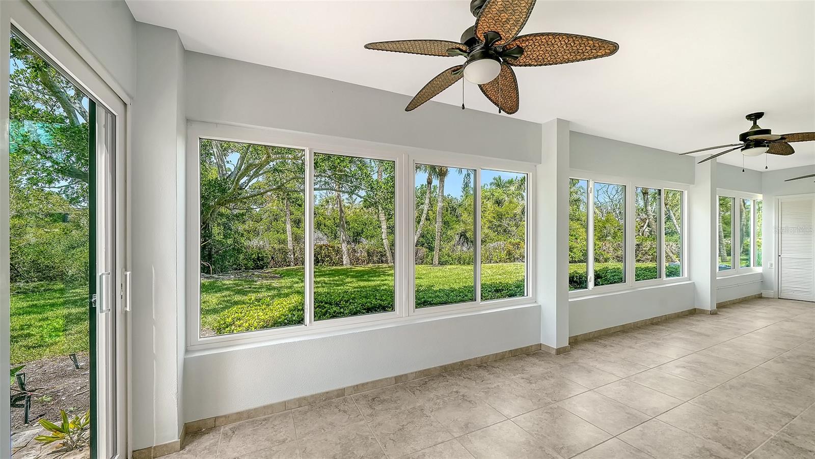 225 Hourglass Unit 106, Sarasota, FL 34242