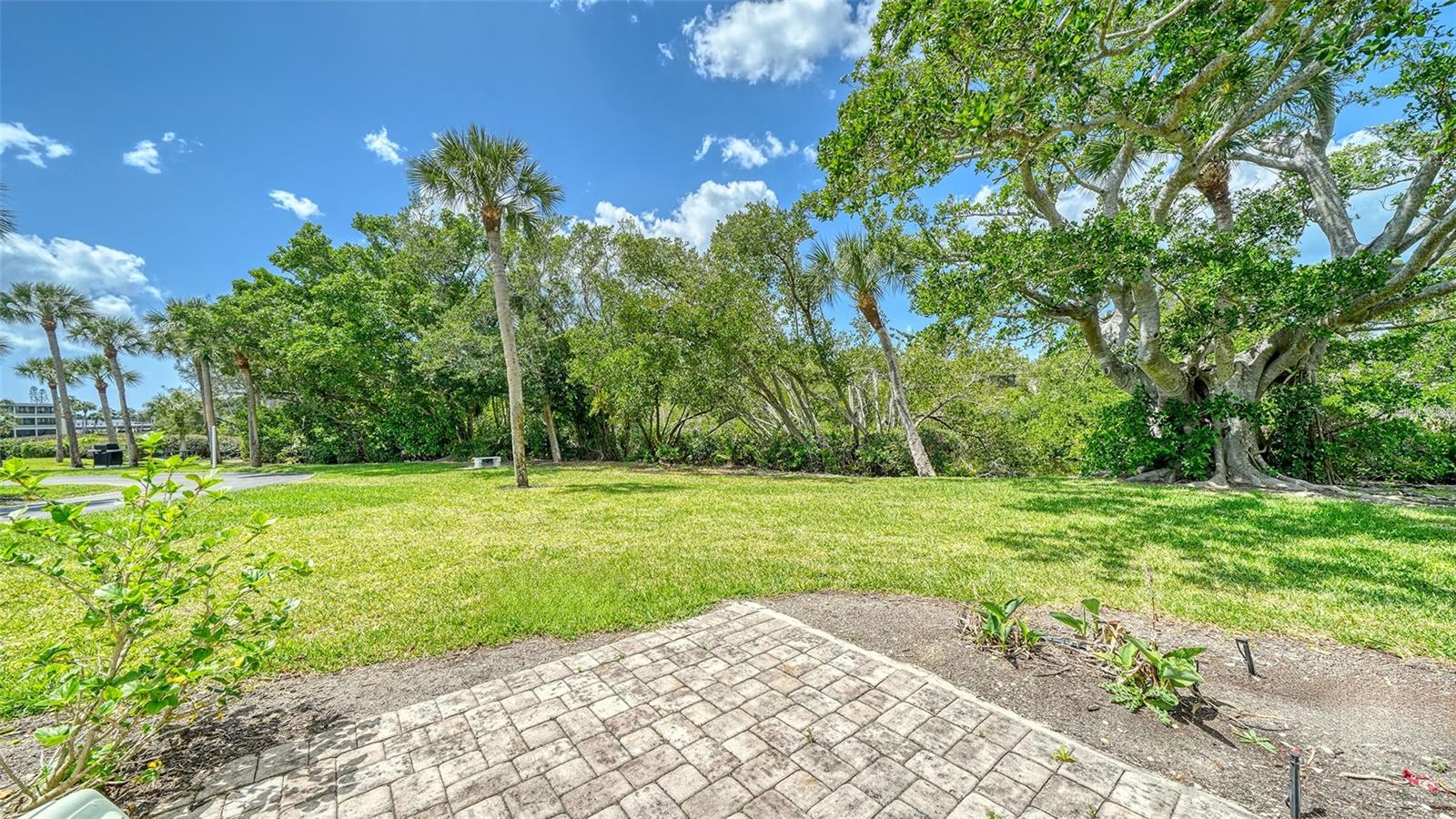 225 Hourglass Unit 106, Sarasota, FL 34242