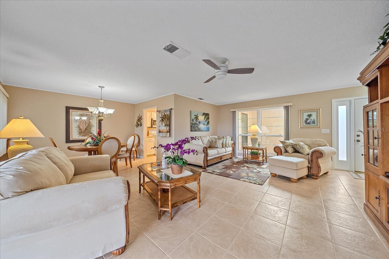 3135 Glen Elyn Unit 13, Sarasota, FL 34237