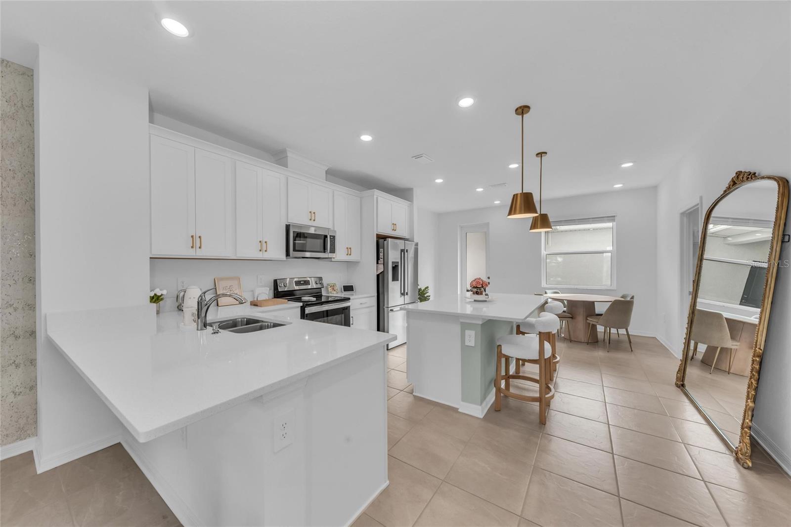 1741 Cleat, Sarasota, FL 34240