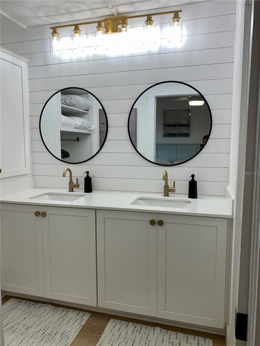 800 Bayway Unit 16, Clearwater Beach, FL 33767