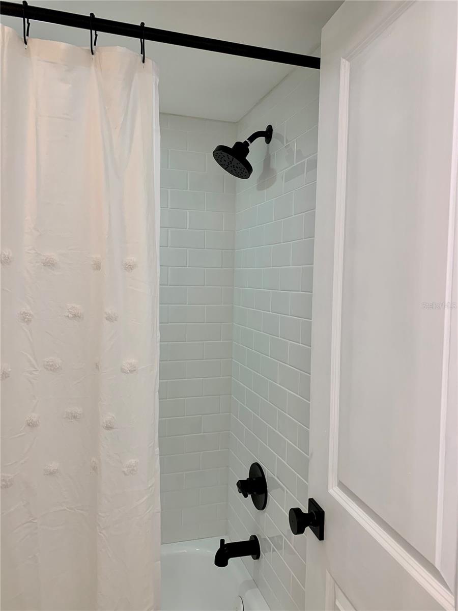 800 Bayway Unit 16, Clearwater Beach, FL 33767