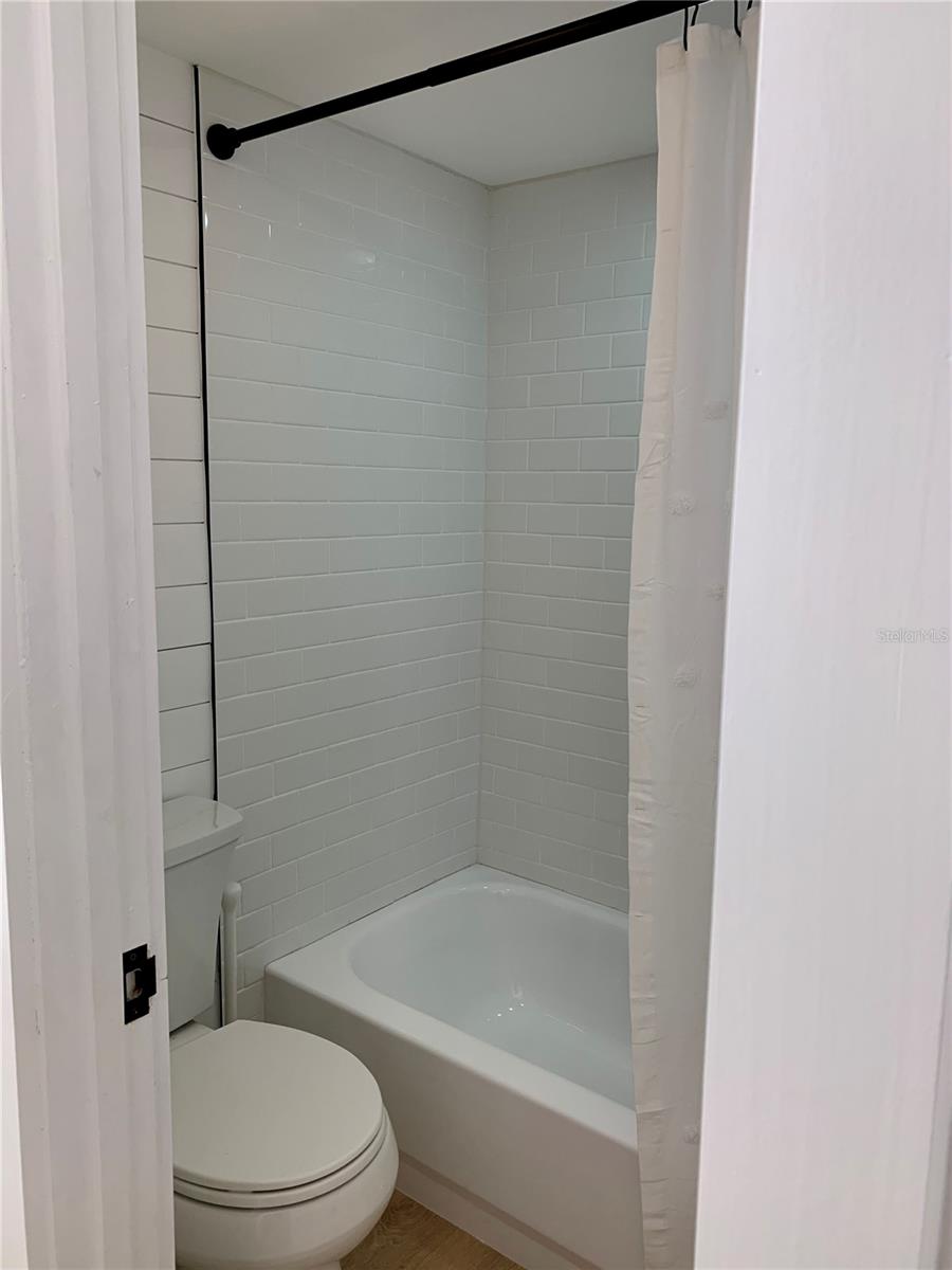800 Bayway Unit 16, Clearwater Beach, FL 33767