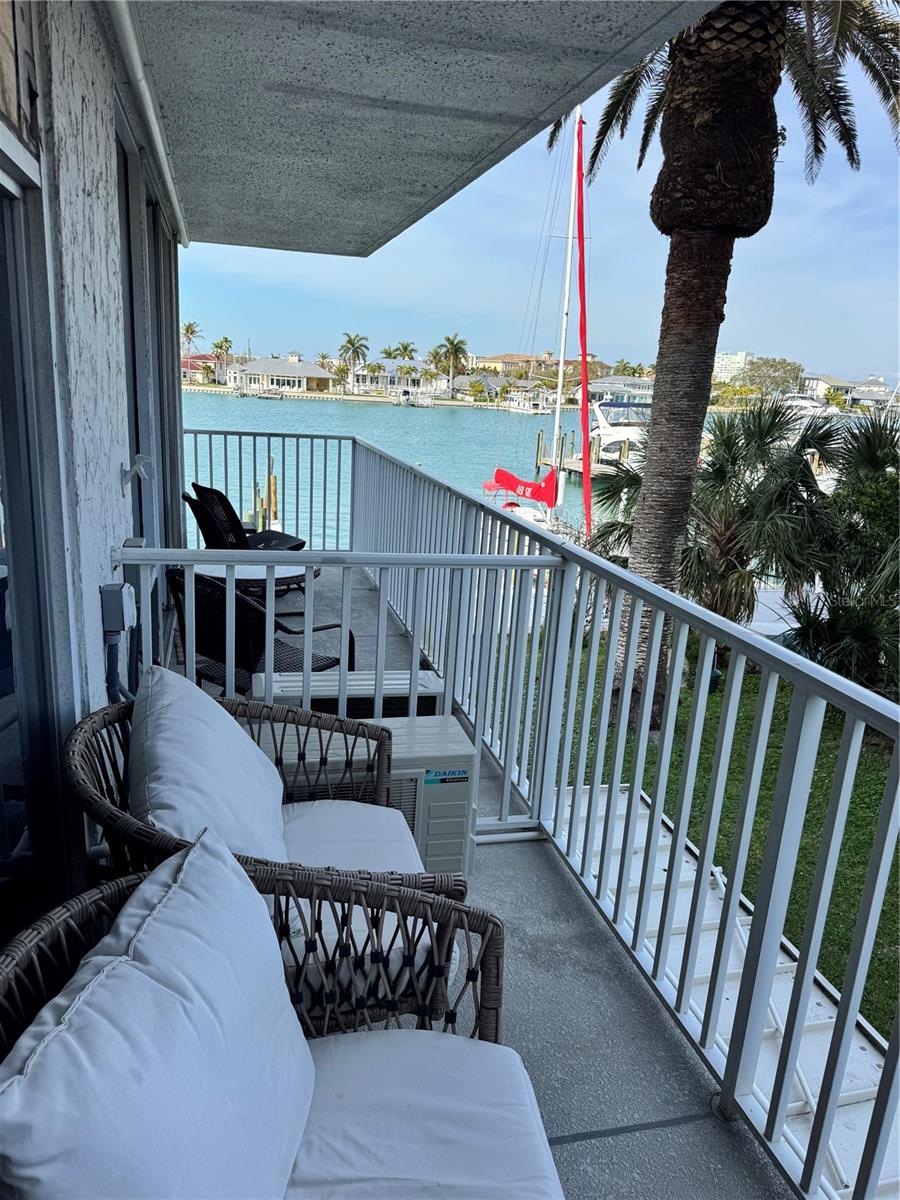 800 Bayway Unit 16, Clearwater Beach, FL 33767