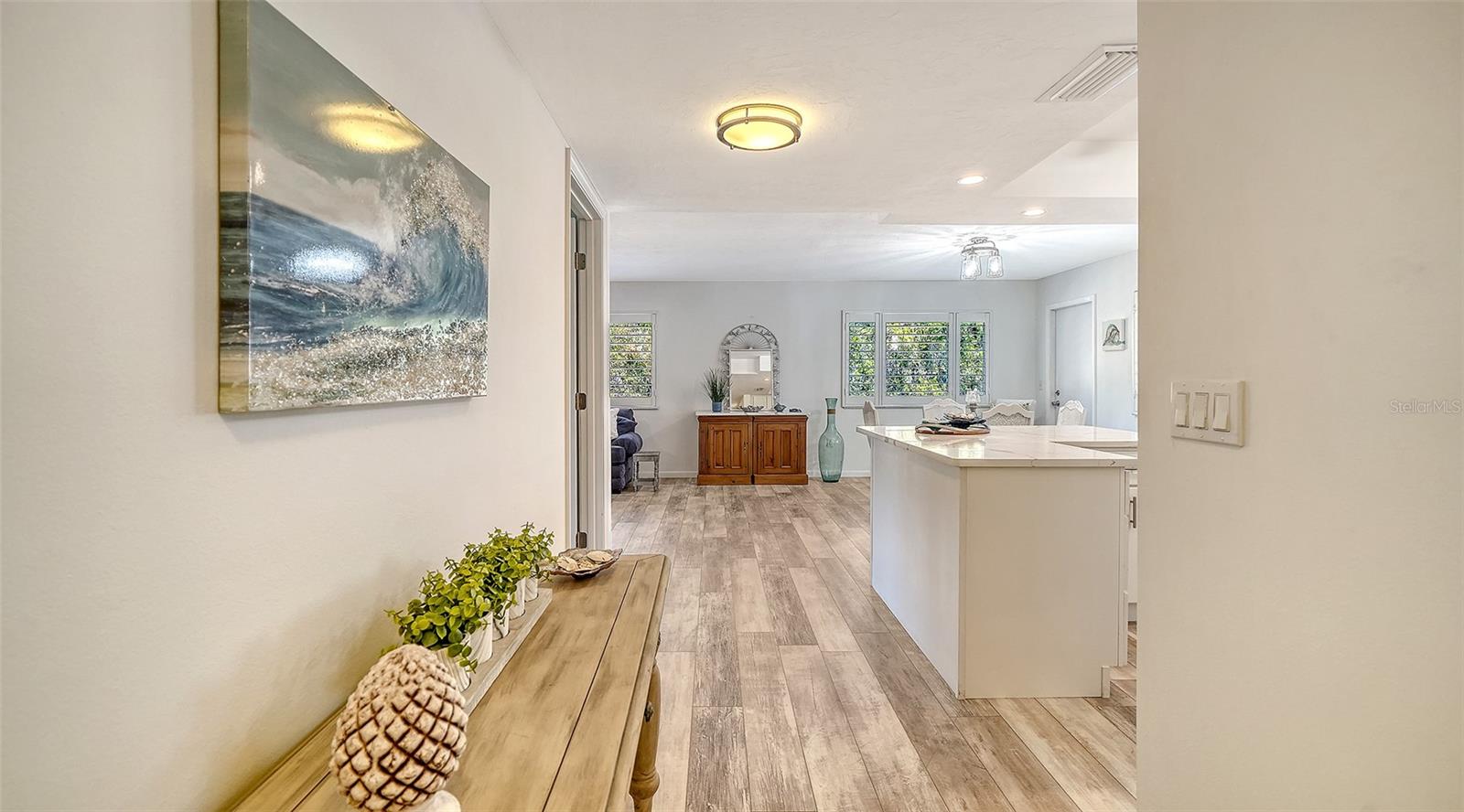 5469 Riverbluff Unit 42, Sarasota, FL 34231