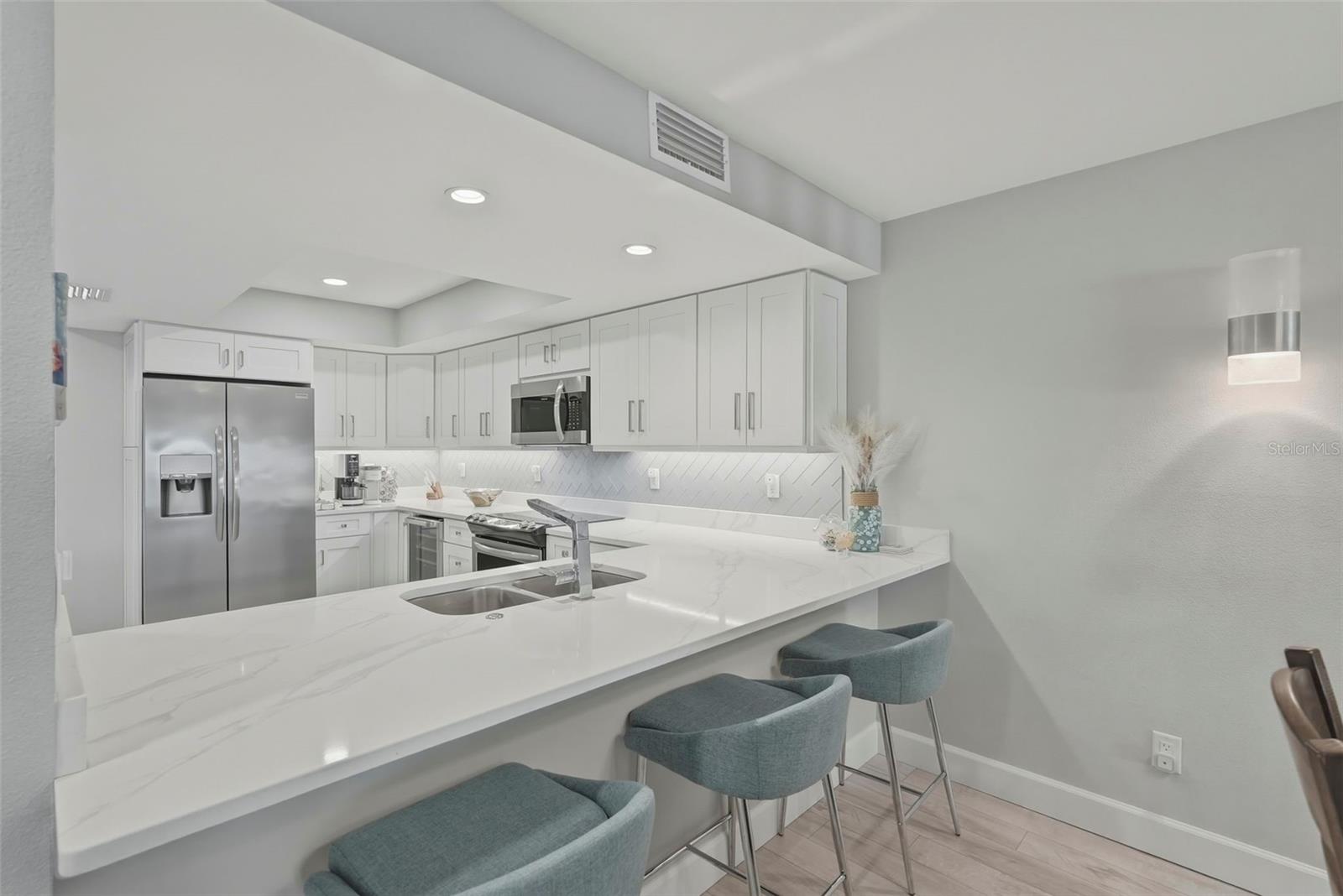 544 Pinellas Bayway Unit Th13, Tierra Verde, FL 33715