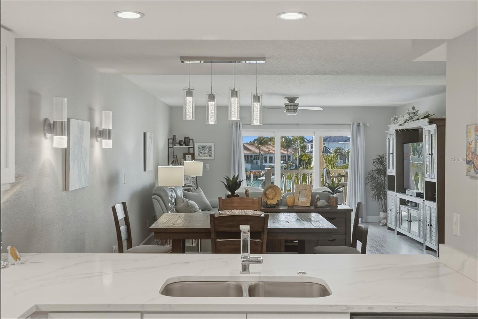 544 Pinellas Bayway Unit Th13, Tierra Verde, FL 33715