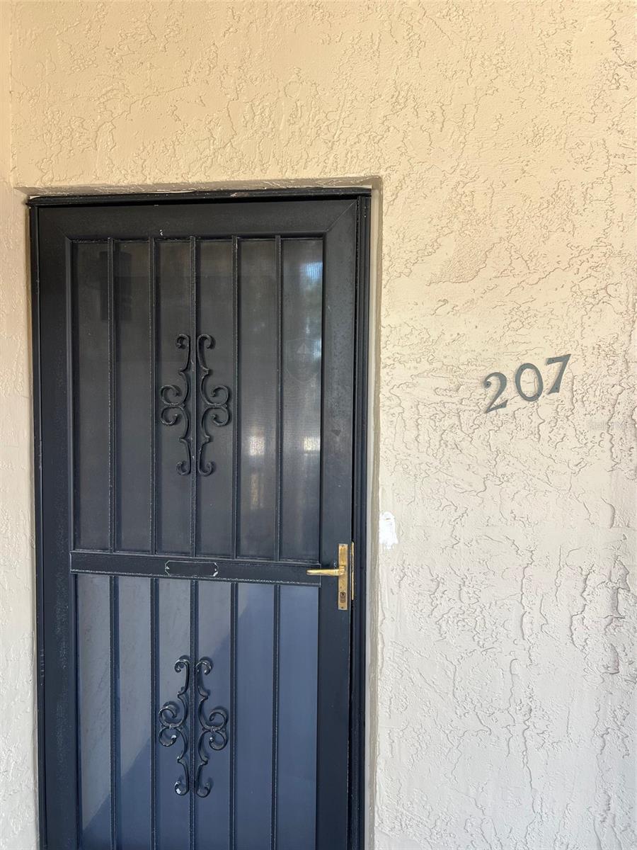 7951 58th Unit 207, St Petersburg, FL 33709