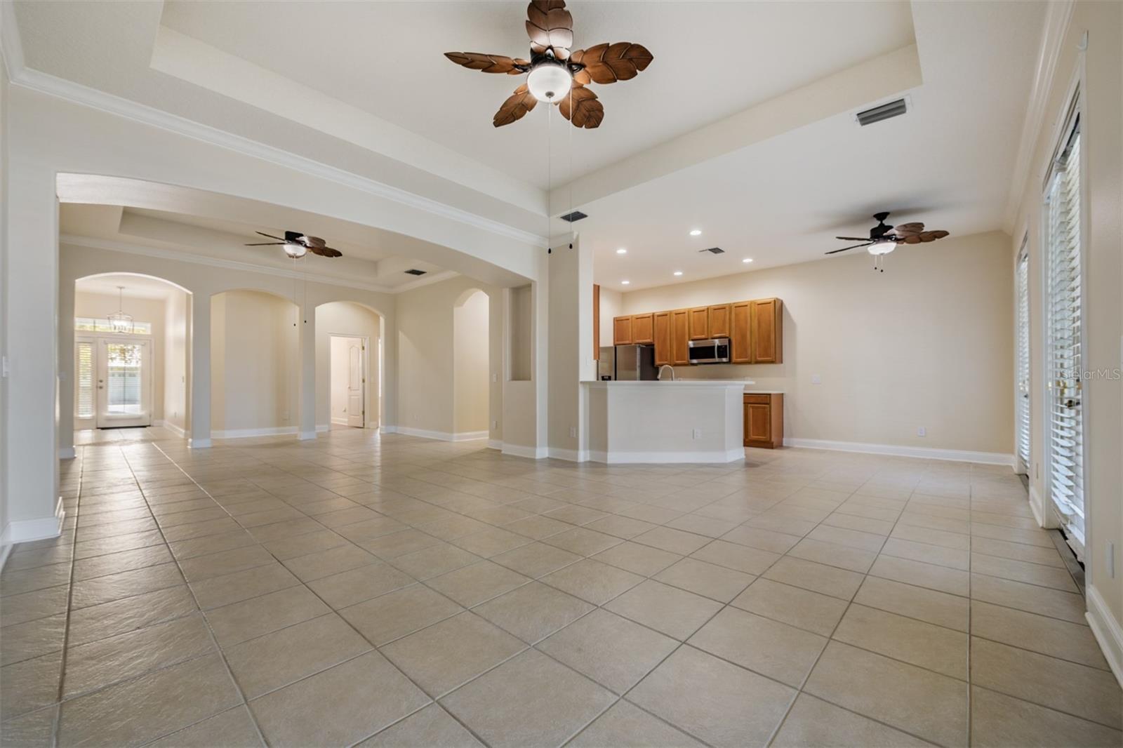 423 Manns Harbor, Apollo Beach, FL 33572