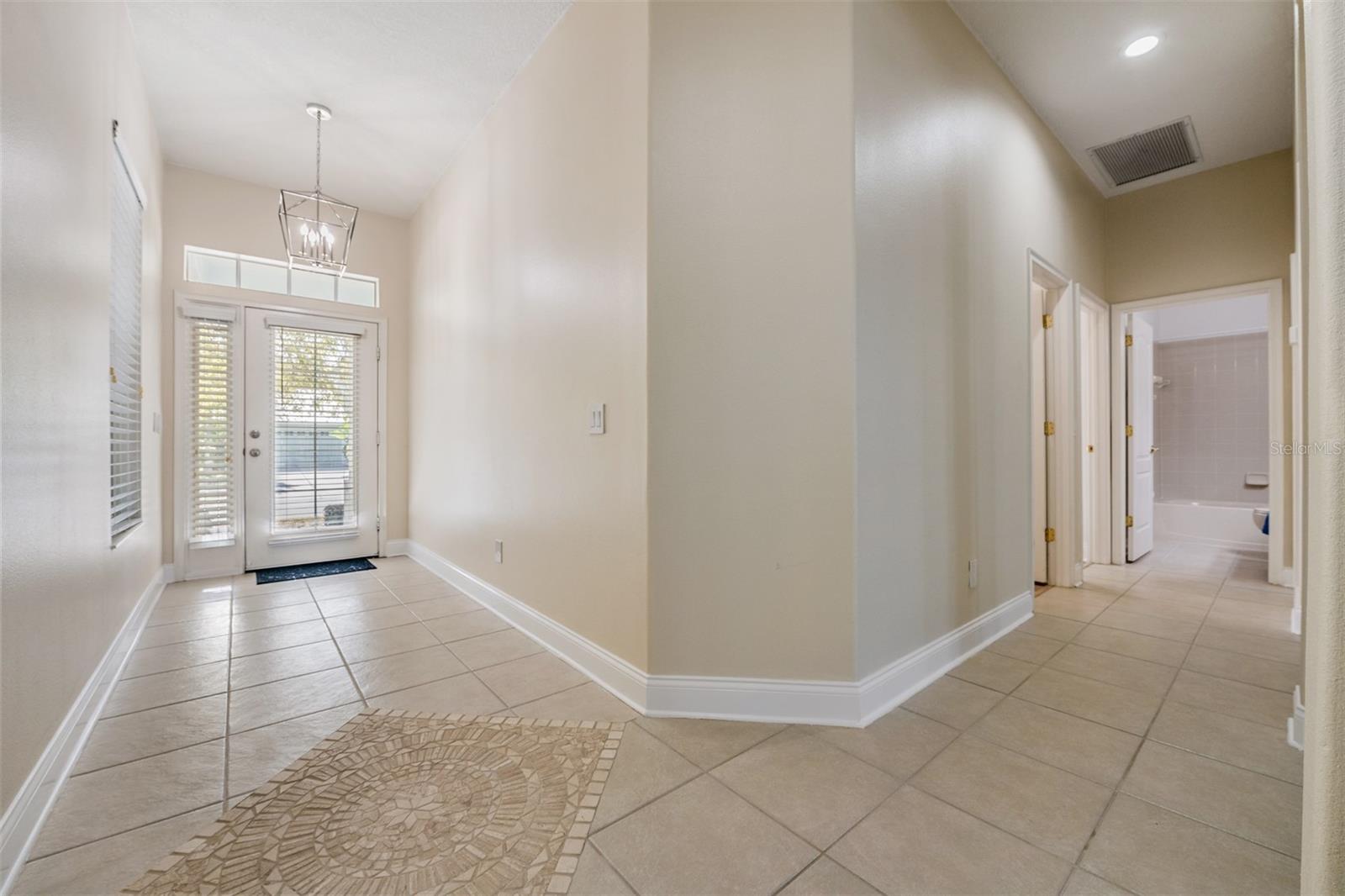 423 Manns Harbor, Apollo Beach, FL 33572