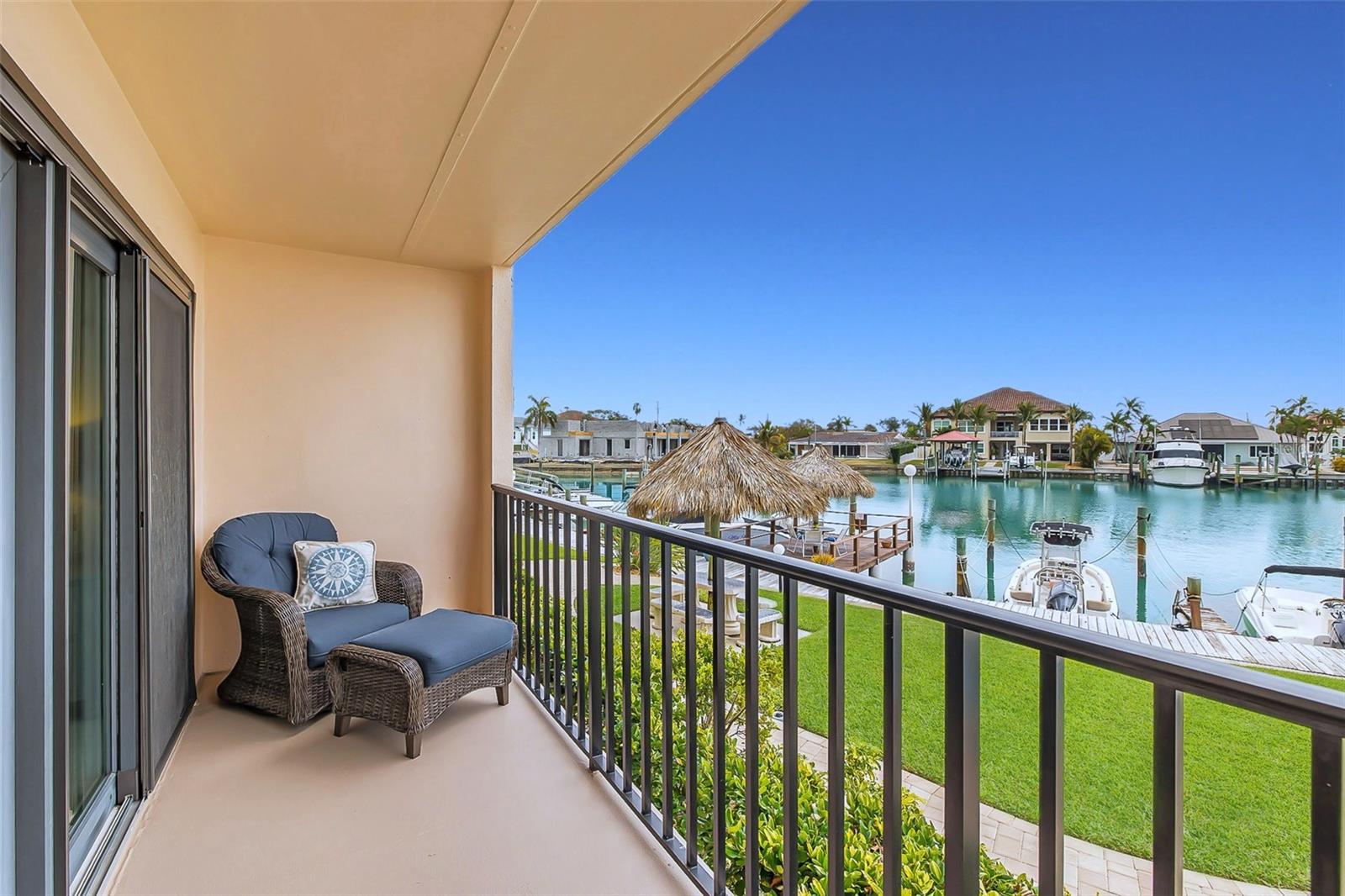 51 Island Unit 108, Clearwater Beach, FL 33767