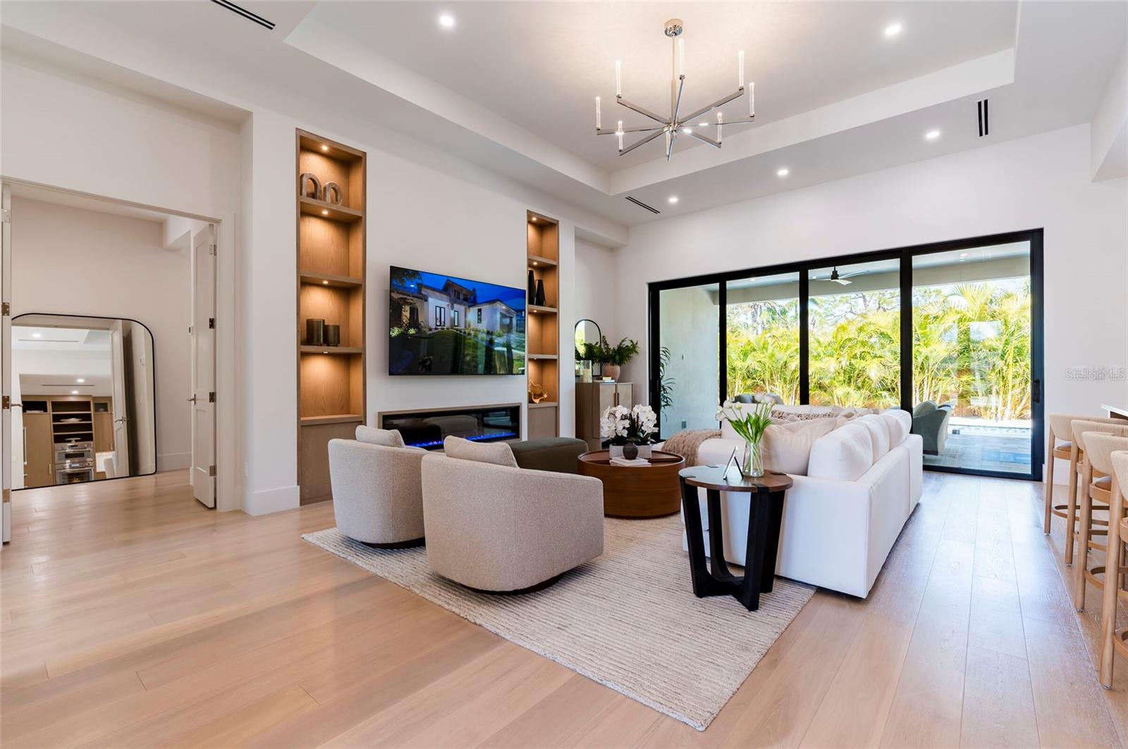 1959 Wisteria, Sarasota, FL 34239