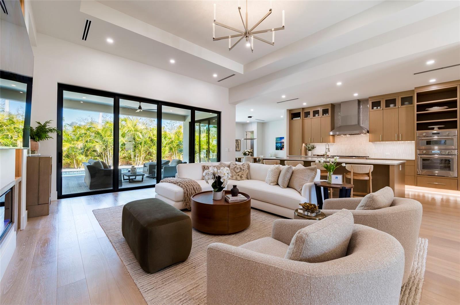 1959 Wisteria, Sarasota, FL 34239