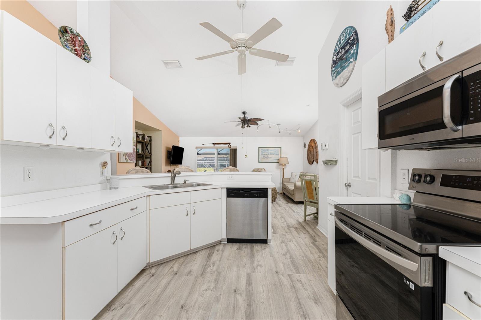 9300 Miami, Port Charlotte, FL 33981