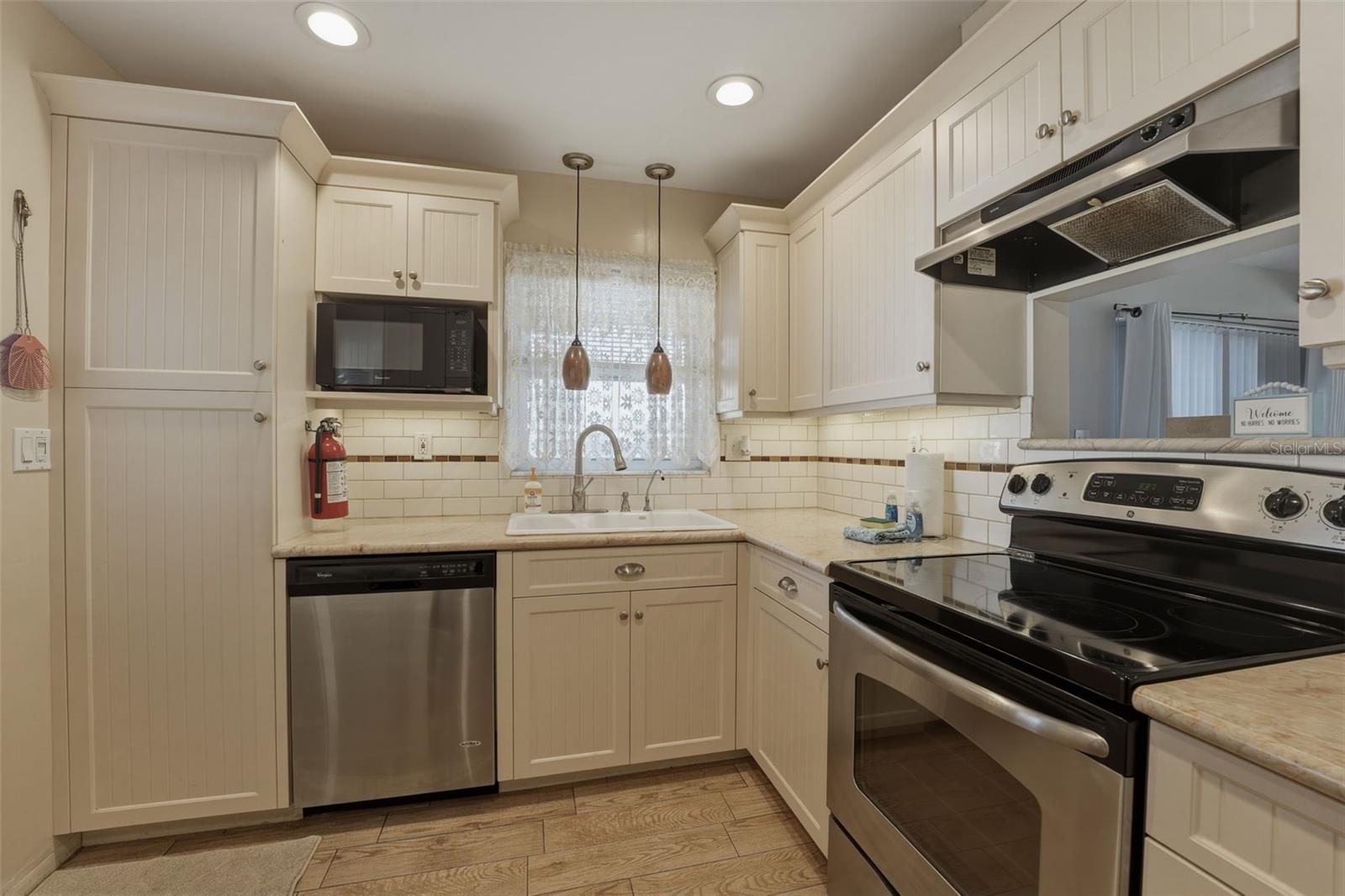 1904 31st, Bradenton, FL 34205