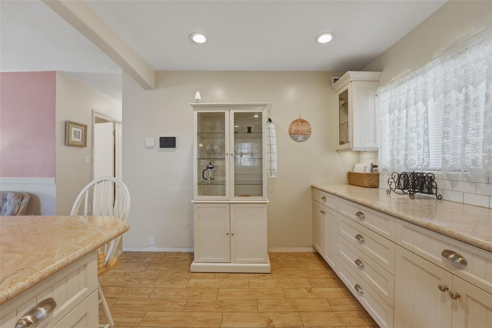 1904 31st, Bradenton, FL 34205