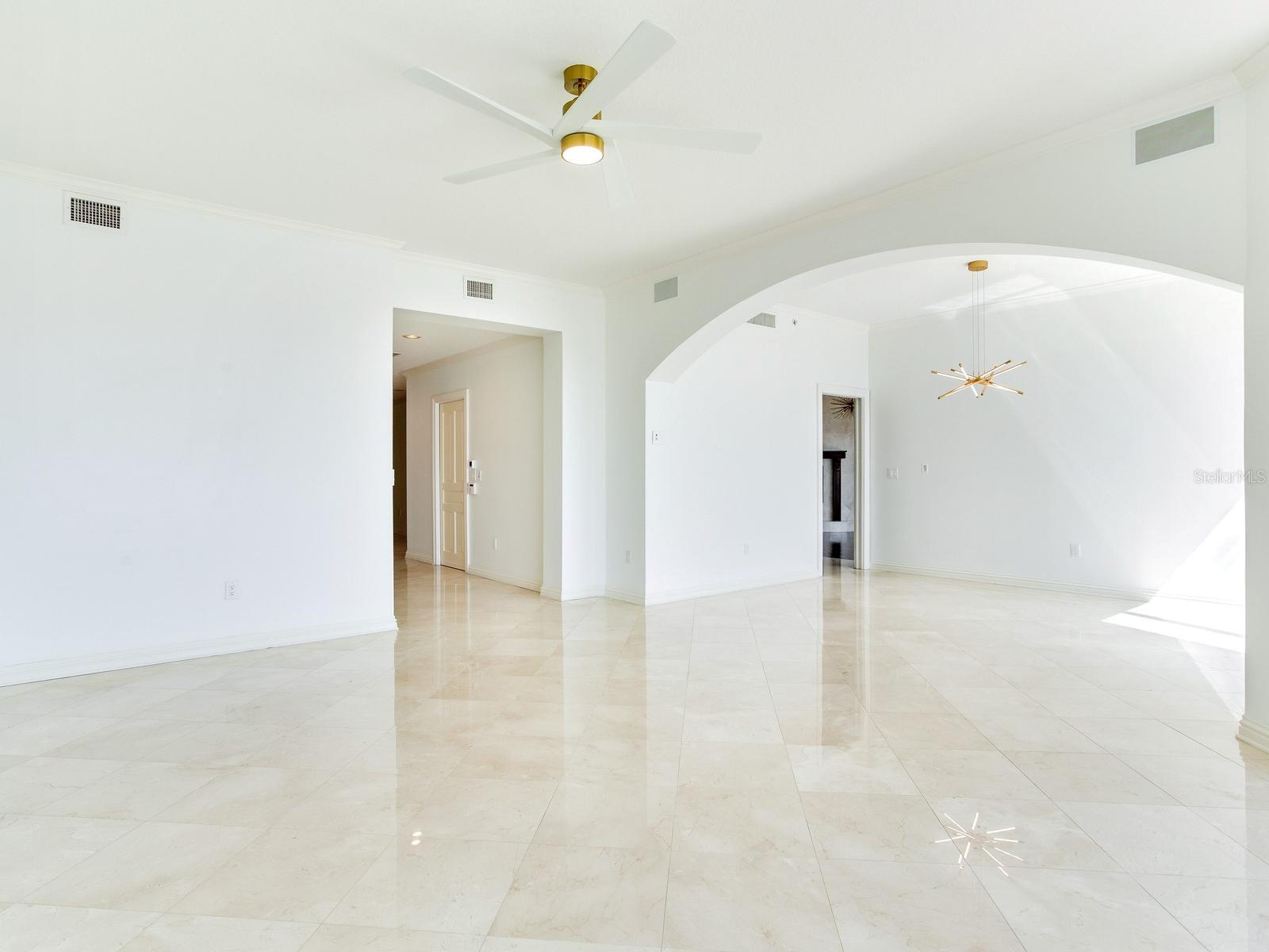 3507 Bayshore Unit 1202, Tampa, FL 33629