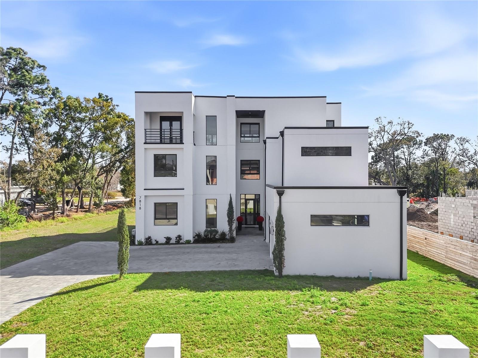 7818 Hubert, Tampa, FL 33614