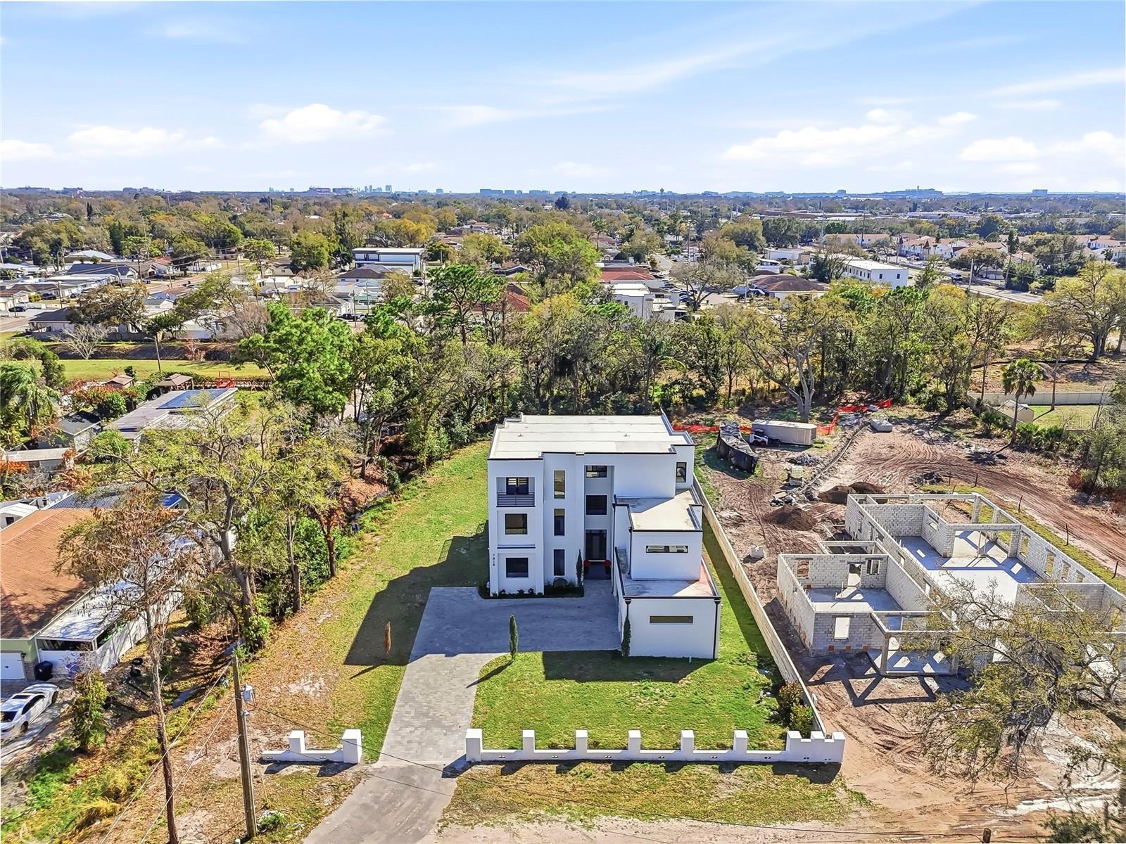 7818 Hubert, Tampa, FL 33614