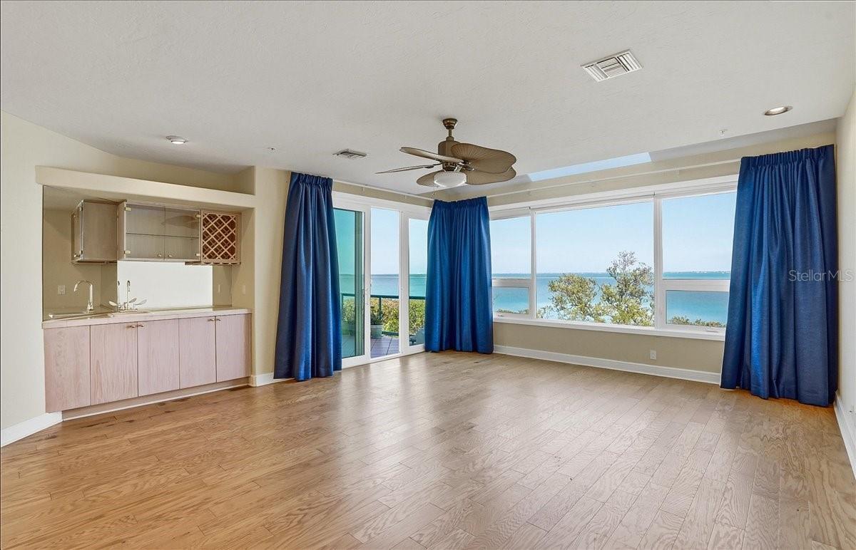 380 Gulf of Mexico Unit 515, Longboat Key, FL 34228