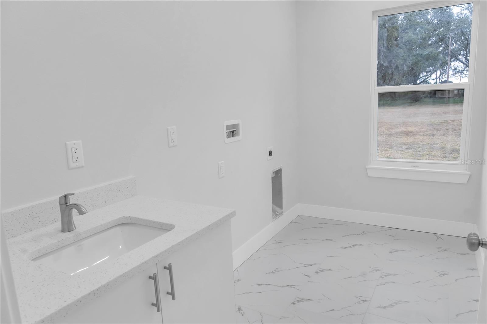 5530 Bell, Zephyrhills, FL 33542