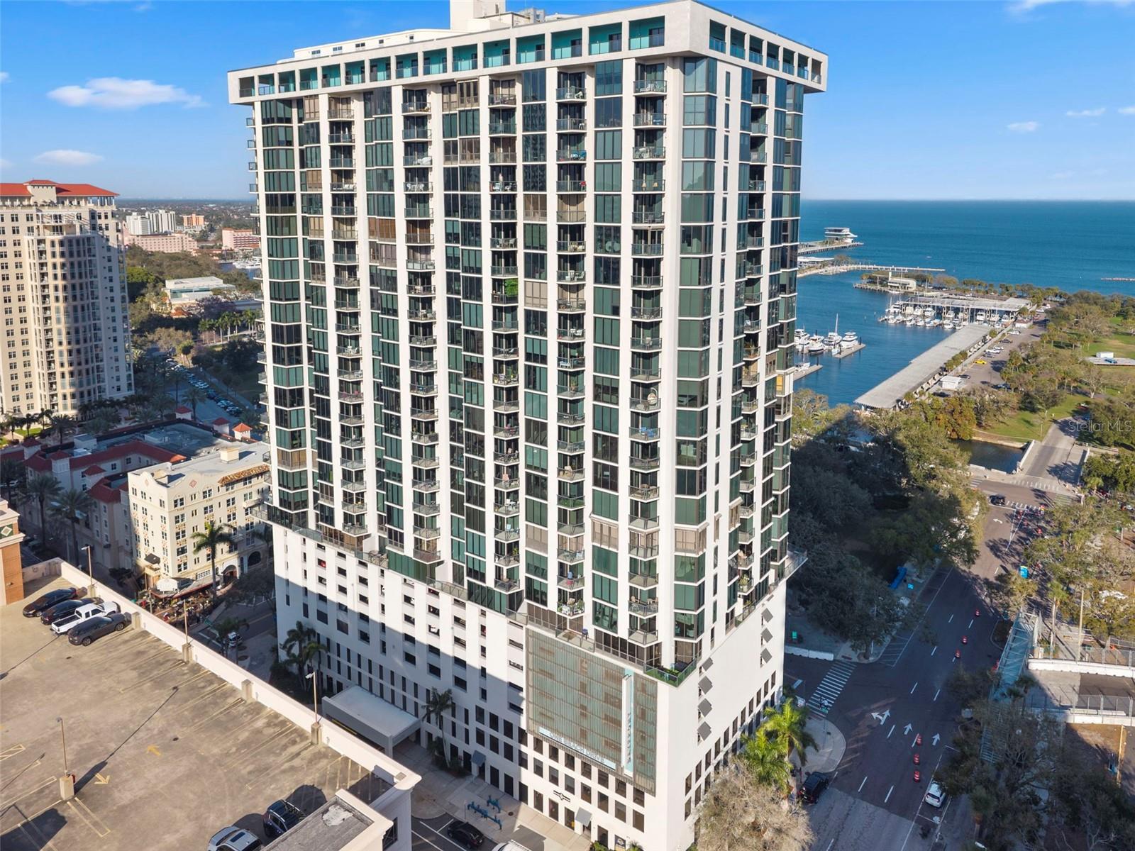 1 Beach Unit 1109, St Petersburg, FL 33701