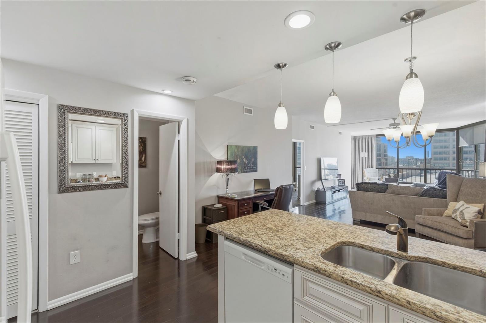 1 Beach Unit 1109, St Petersburg, FL 33701