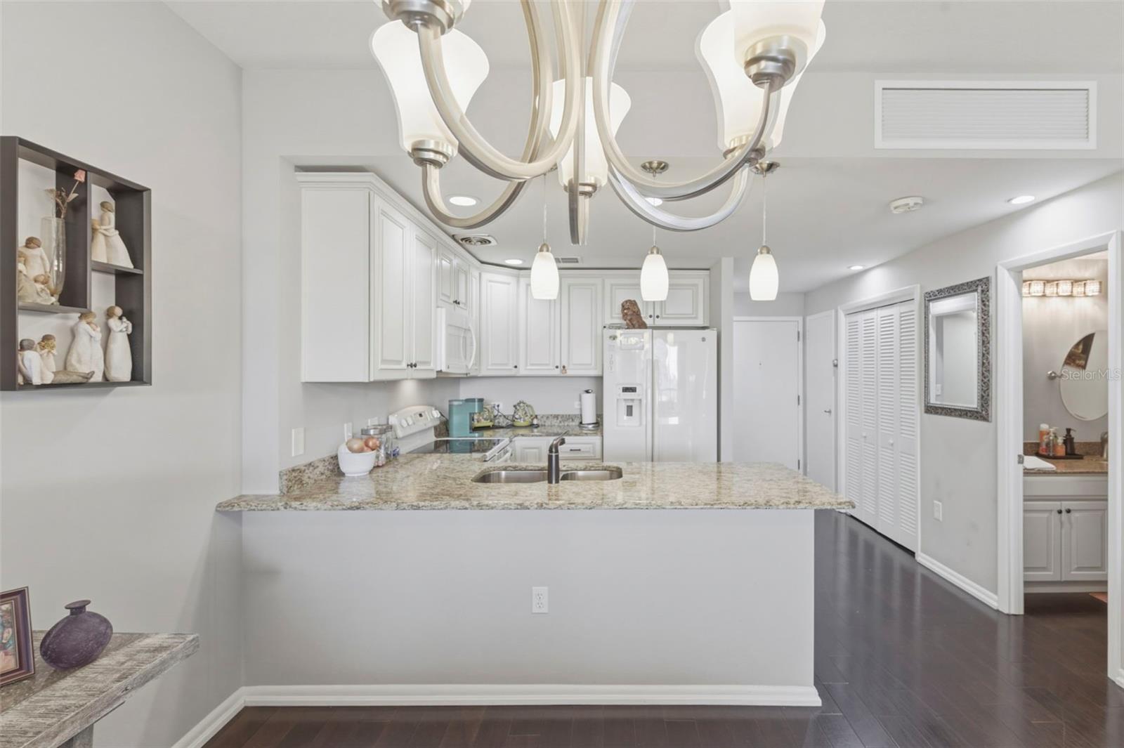 1 Beach Unit 1109, St Petersburg, FL 33701