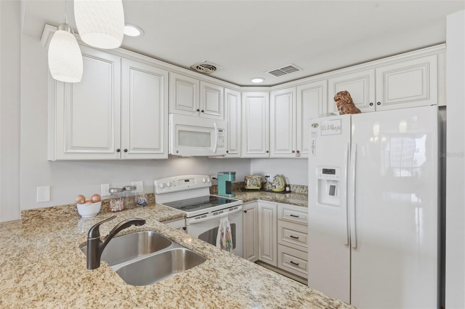 1 Beach Unit 1109, St Petersburg, FL 33701