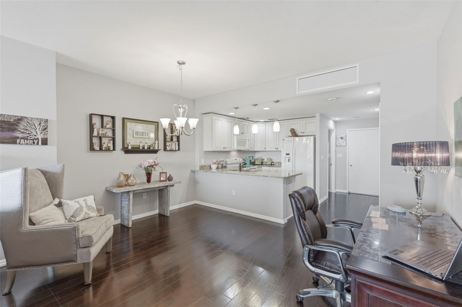 1 Beach Unit 1109, St Petersburg, FL 33701