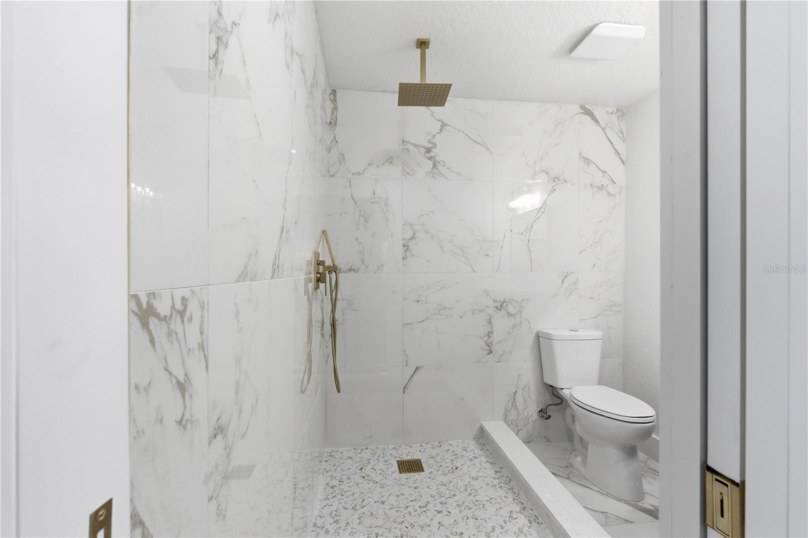 9315 16th, Tampa, FL 33612