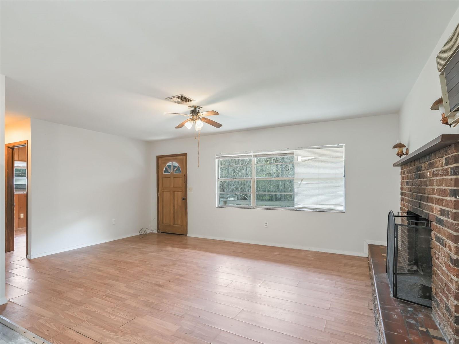 8935 Cr 647s, Bushnell, FL 33513