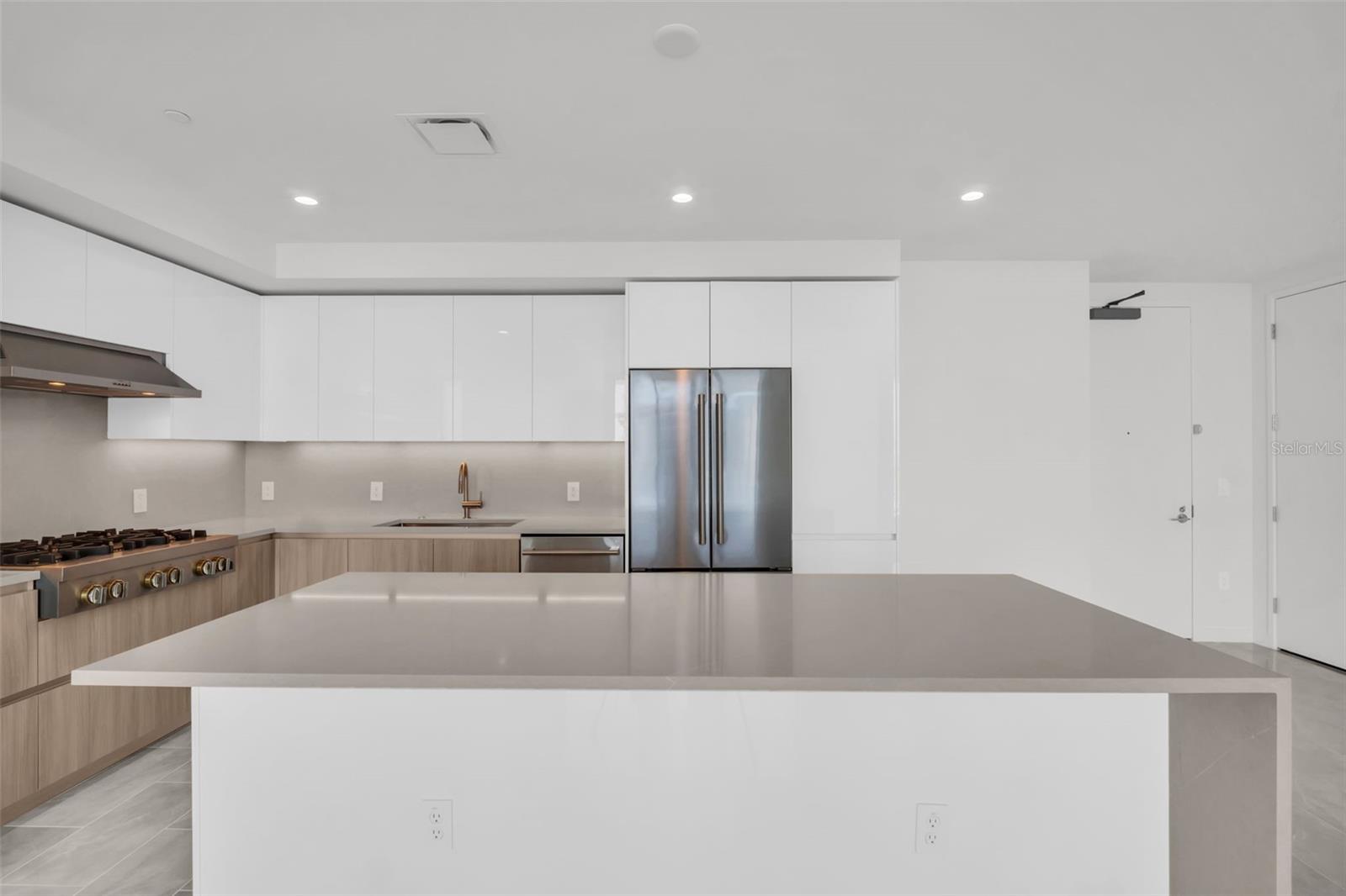 400 Central Unit 2605, St Petersburg, FL 33701