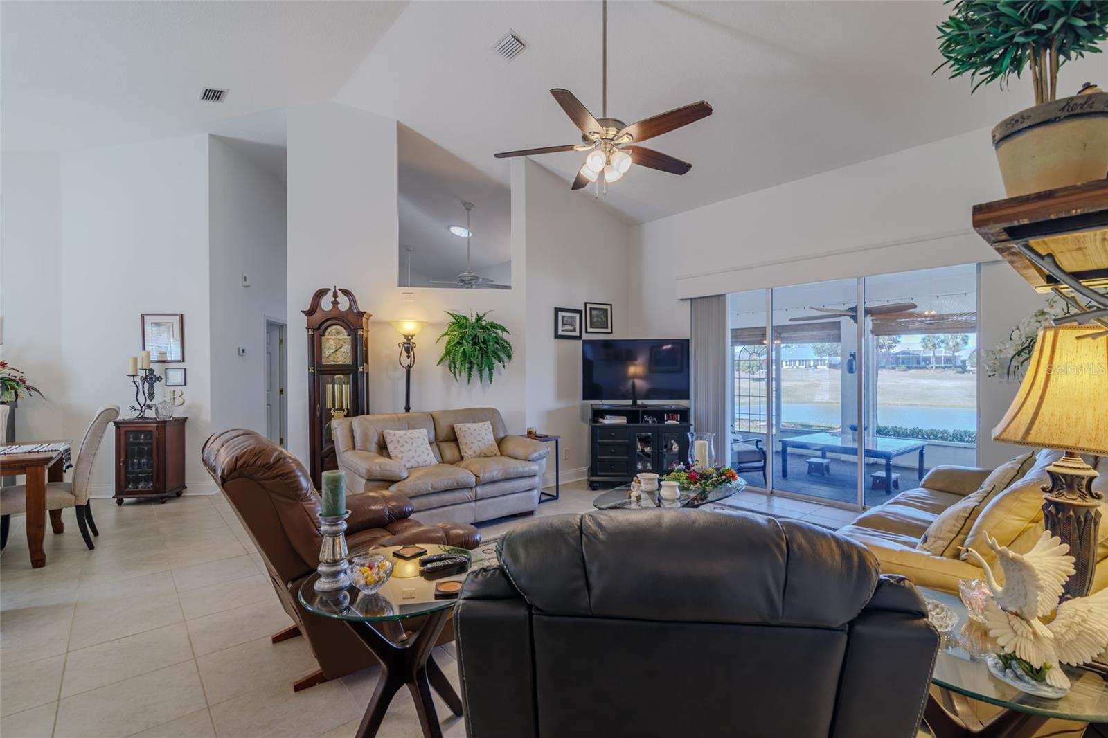 1956 50th, Ocala, FL 34482