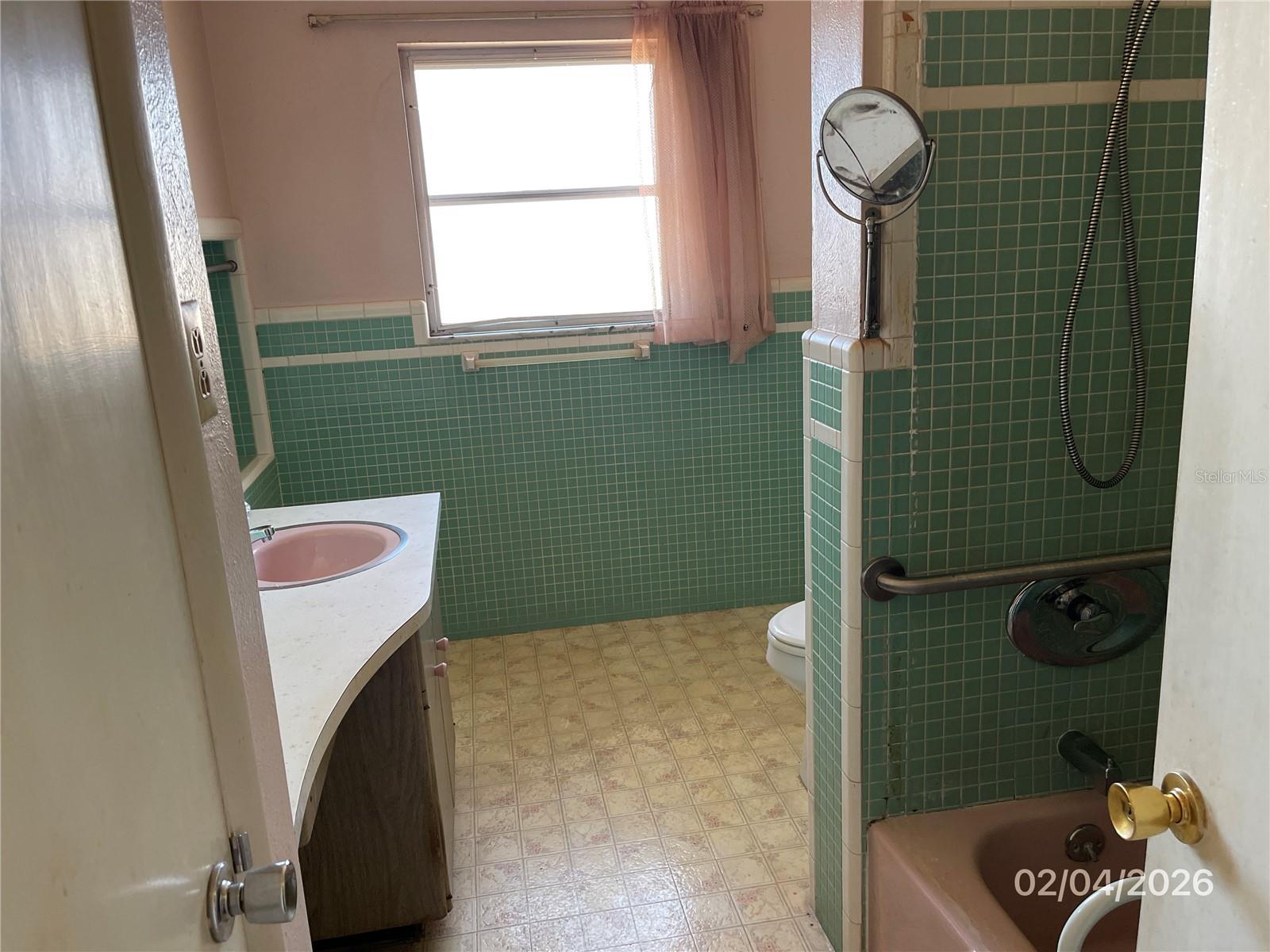 1708 Cambridge, Venice, FL 34293