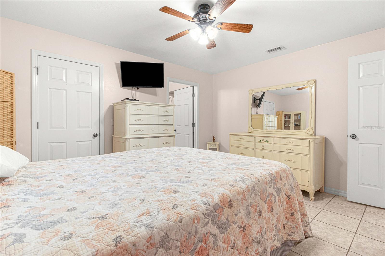 645 56th, Ocala, FL 34480