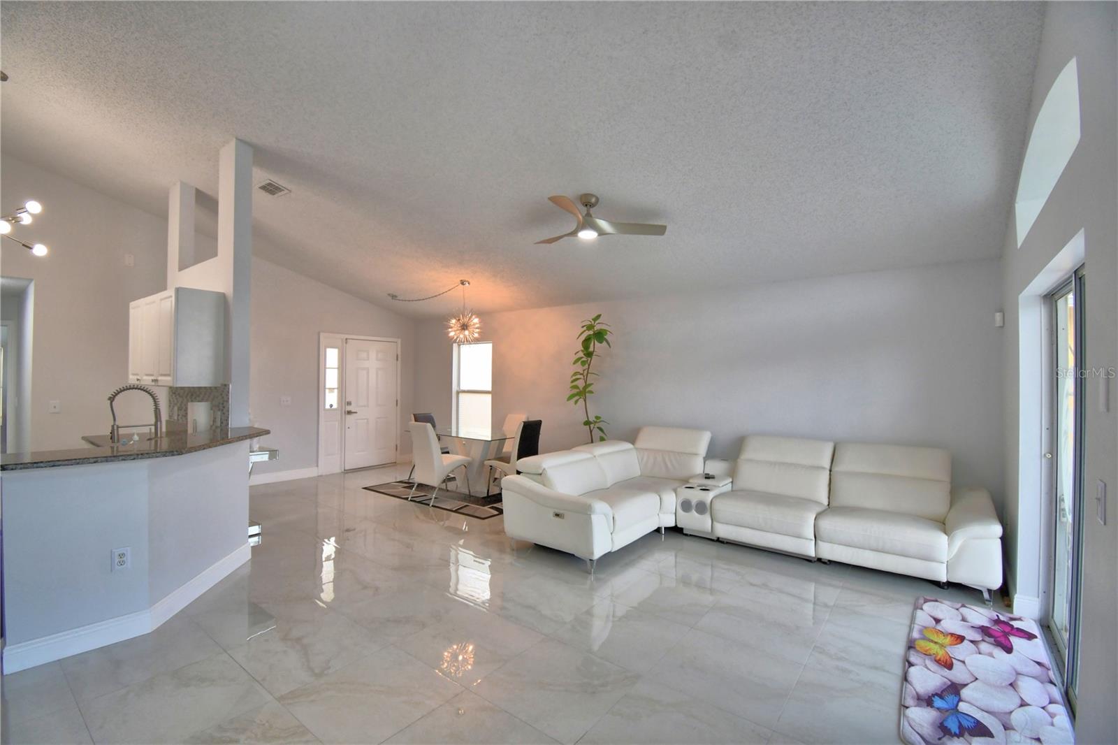 459 Tivoli, Davenport, FL 33837